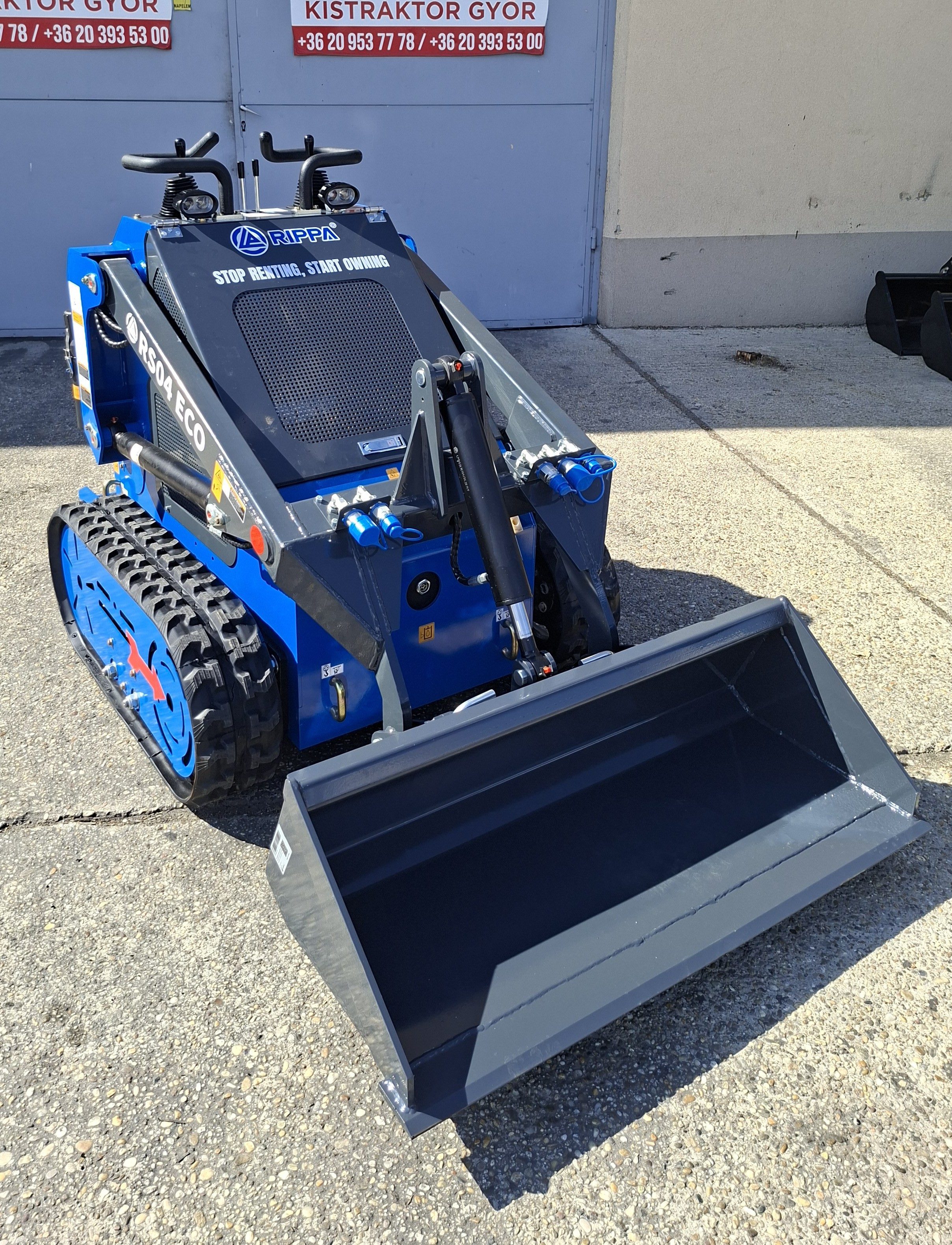 Rippa RS04 Eco gumitalpas homlokrakodó, ráállós rakodógép, Kubota motorral